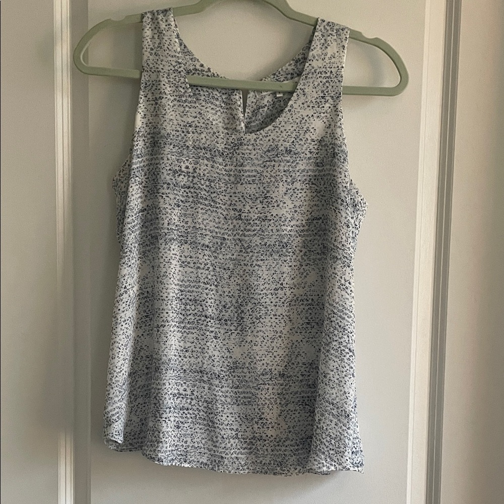 Violet & Claire blue and white Patterned flowy Tank Top sleeveless shirt